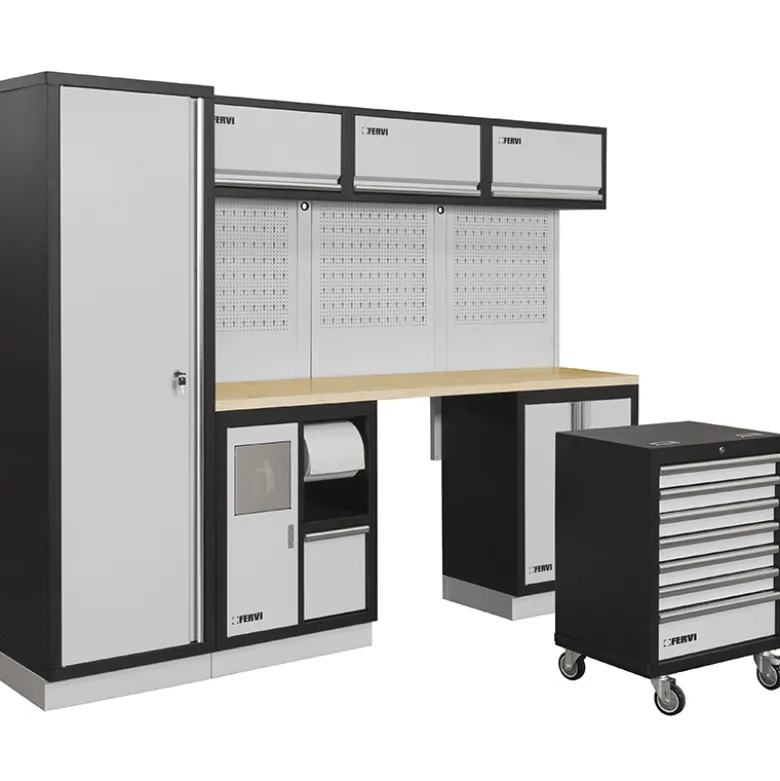 ARREDAMENTO MODULARE PER OFFICINA
