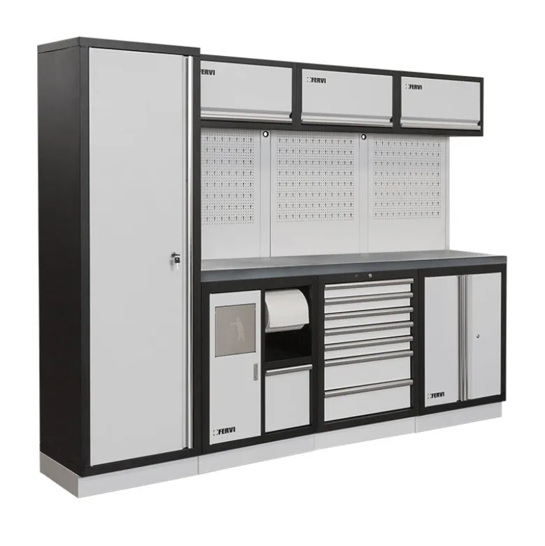 ARREDAMENTO MODULARE PER OFFICINA