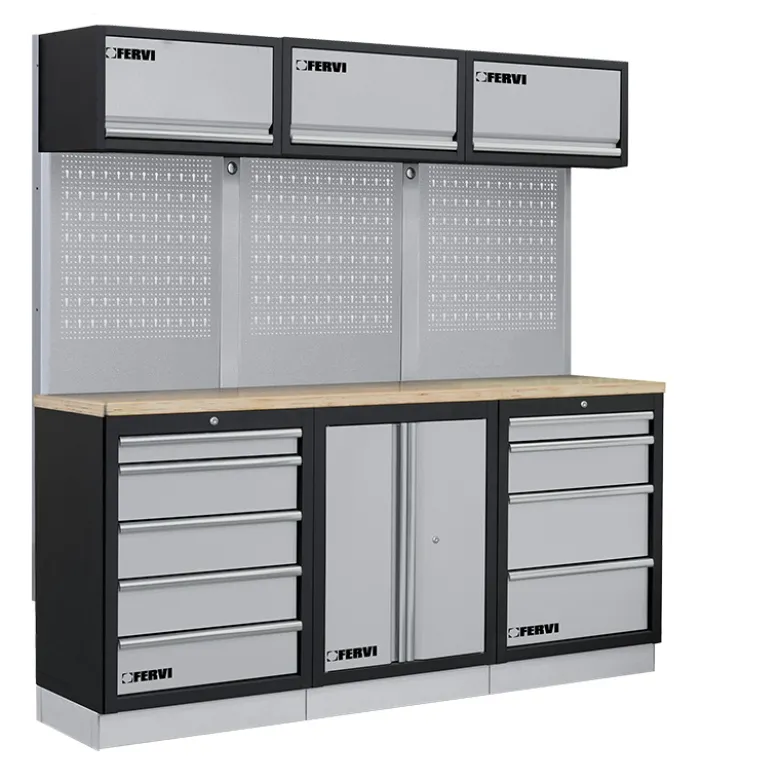 ARREDAMENTO MODULARE PER OFFICINA